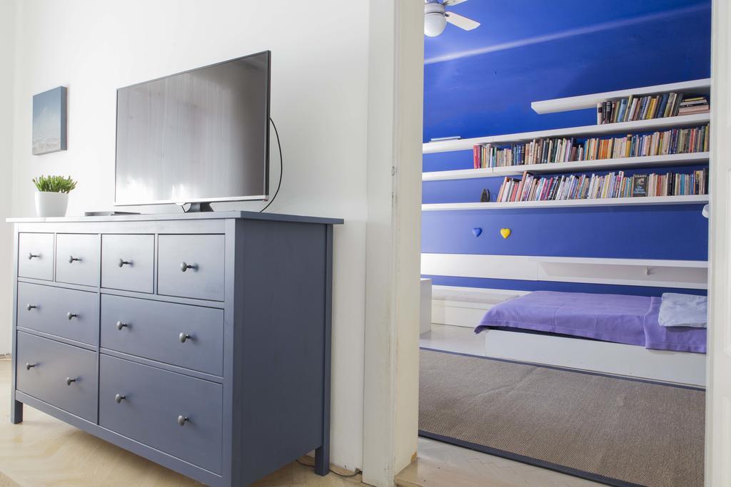 Taya Apartment Ljubljana Buitenkant foto