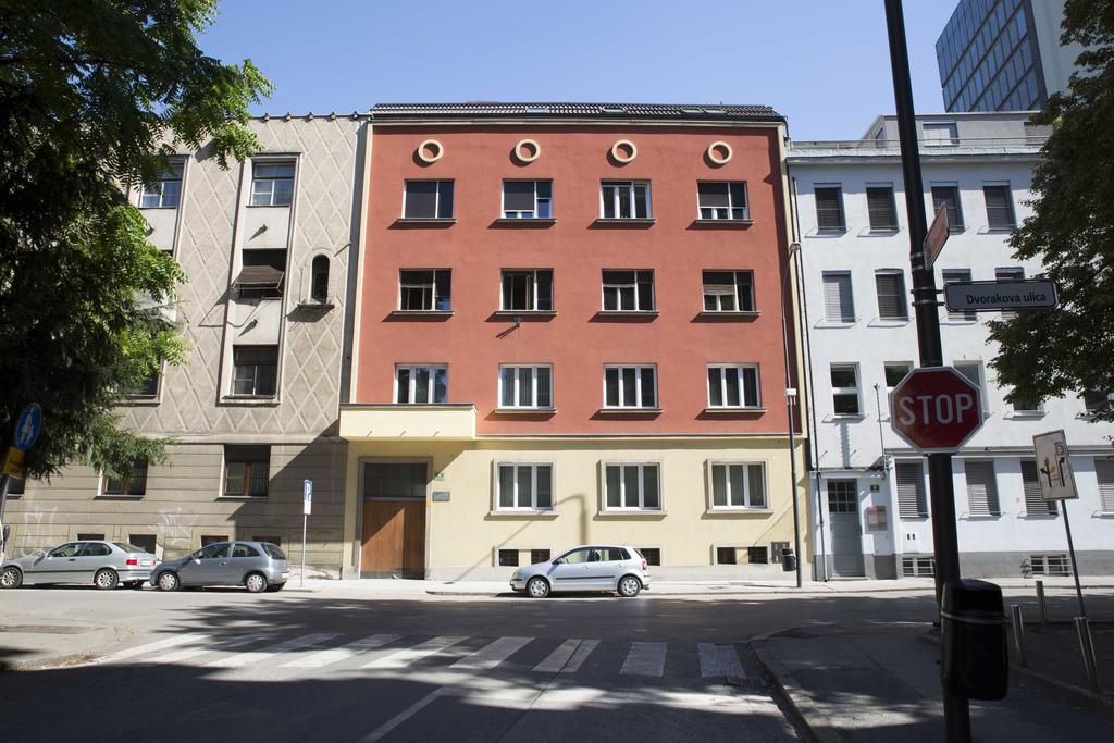 Taya Apartment Ljubljana Buitenkant foto